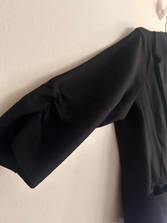 torrid Black Single-Button Tailored Blazer - Picture 6 of 7